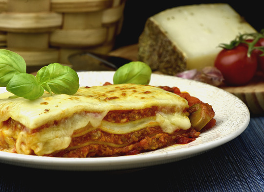 Lasa&ntilde;a Bolo&ntilde;esa Coren Grill.jpg