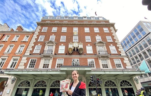 El Grupo Coren introduce su Jam&oacute;n Selecta de Casta&ntilde;as en la prestigiosa cadena londinense Fortnum & Mason, proveedor de la Casa Real brit&aacute;nica