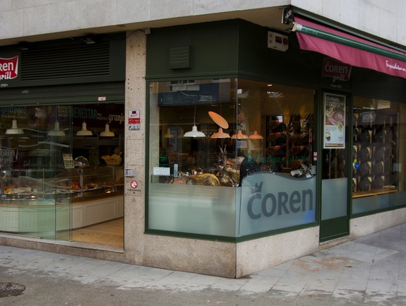 Entrada Coren Grill Bala&iacute;dos Vigo.jpg